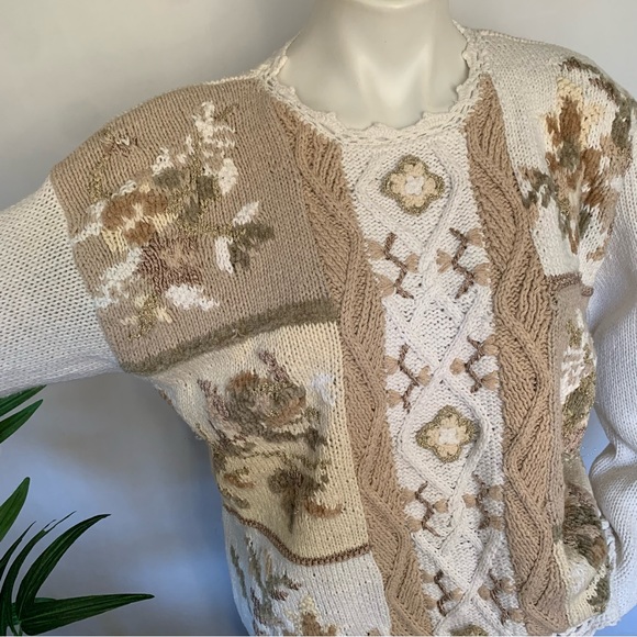 v i n t a g e ::  Oversized Floral Embroidered Cable Knit Granny Sweater - Picture 3 of 12